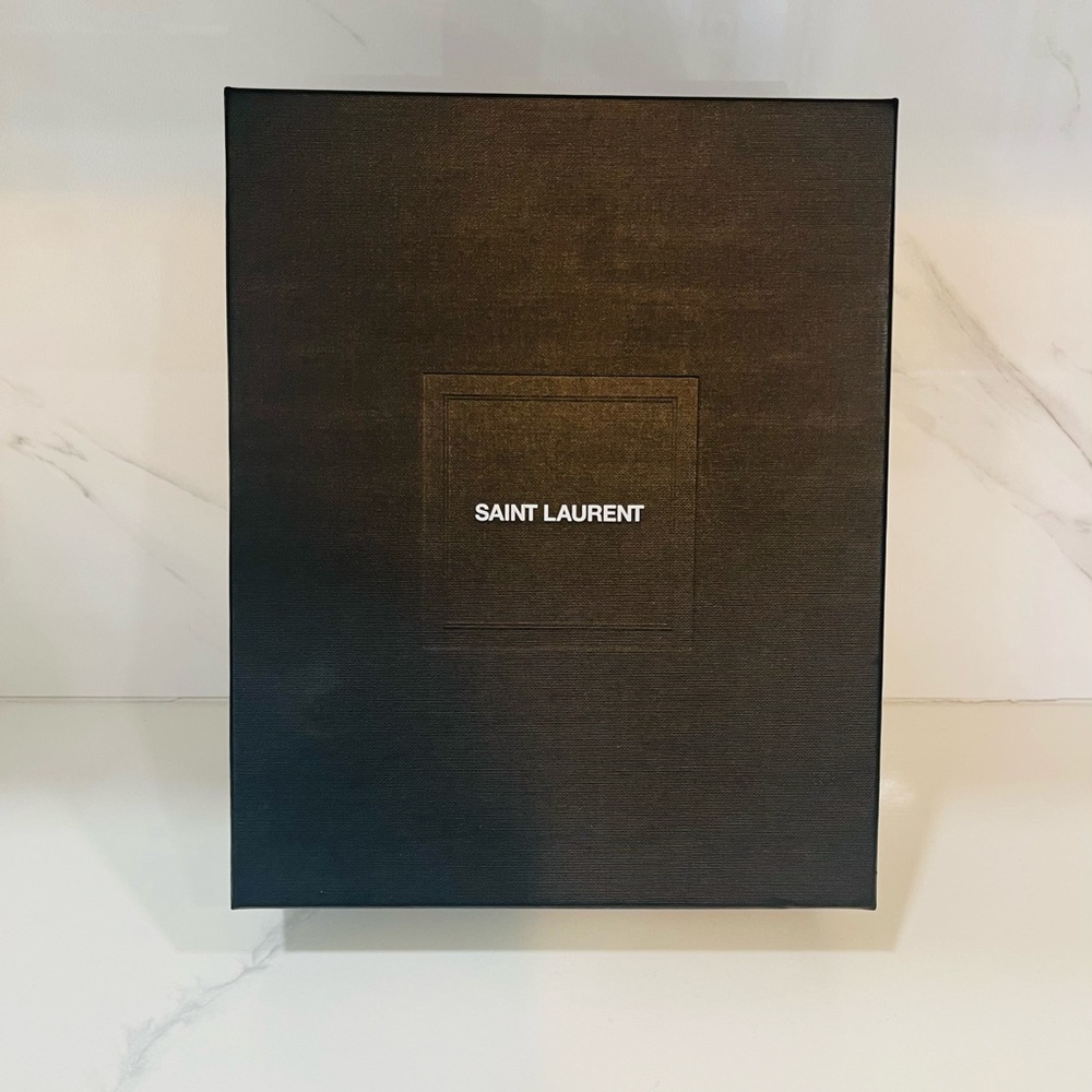 Saint Laurent Elegant Black Box